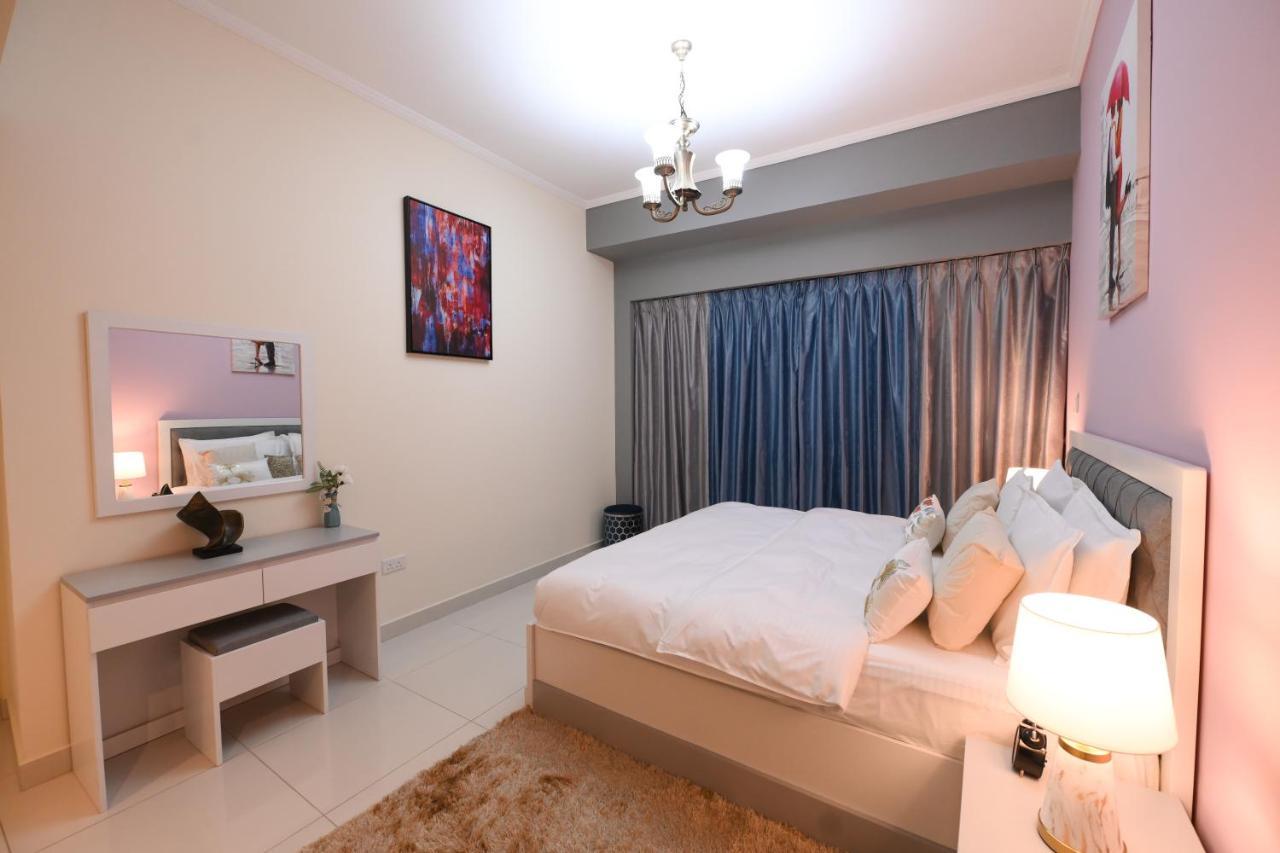 Trinity Holiday Homes - Discover The True Definition Of Luxury At 2Br In Dubai Marina Exterior foto