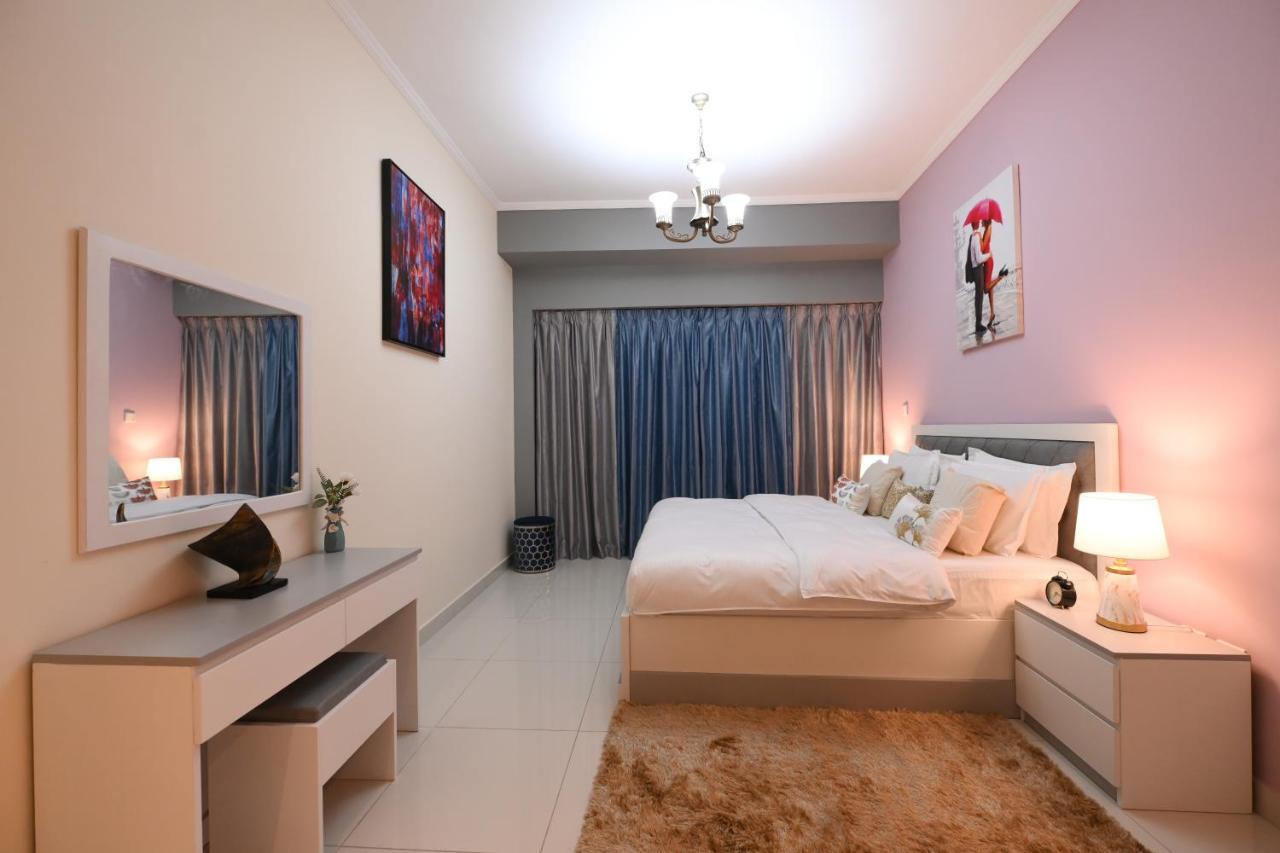 Trinity Holiday Homes - Discover The True Definition Of Luxury At 2Br In Dubai Marina Exterior foto